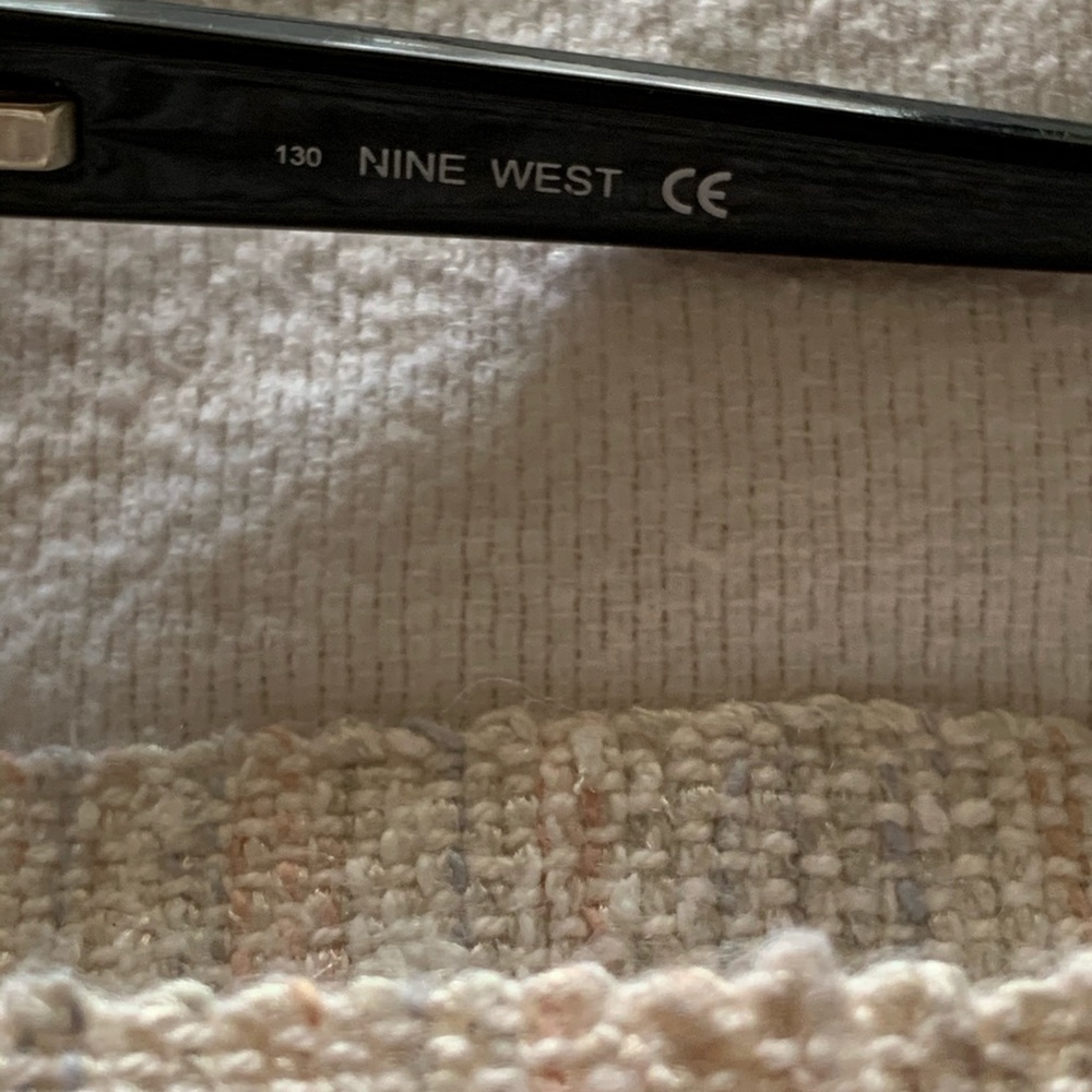 Girls eyeglasses Rx type - Picture 5 of 7